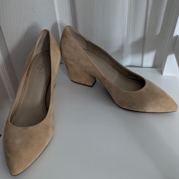 Botkier Stella Suede Pumps in Sand - Block Heel Pointed Toe Nude Heels - Picture 7 of 12